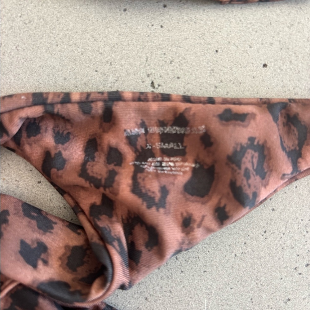 Leopard Print Bikini Set - Picture 3 of 3